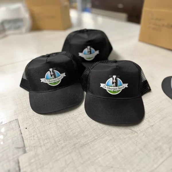 trucker cap 5 panelen polyester zwart met bedrukking 176337