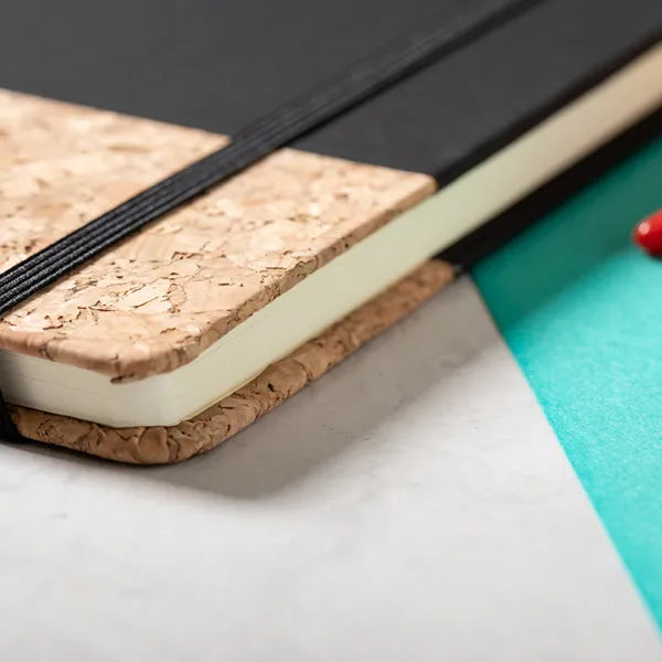 notitieboekje a5 bluster cork zwart detail 176338