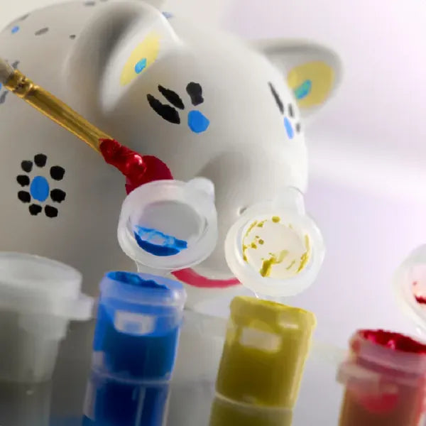 spaarvarken spaarpot gips verf kwast sfeer 181906