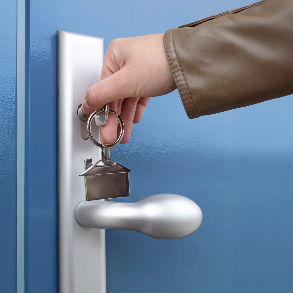 Metalen sleutelhanger mika in huisvorm met geschenkdoos sfeerbeeld, Zilver - 183599