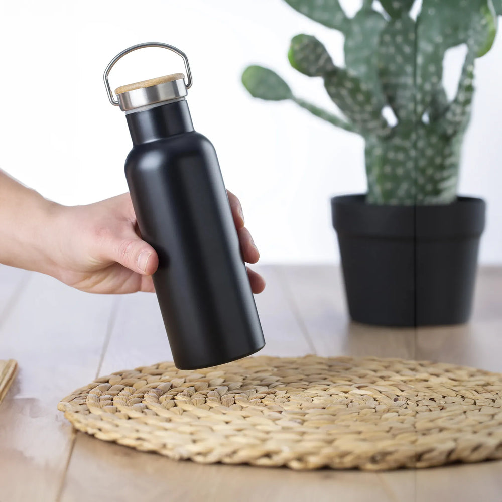 rvs drinkfles 500 ml bedrukken dubbelwandig zwart sfeer foto 18668130