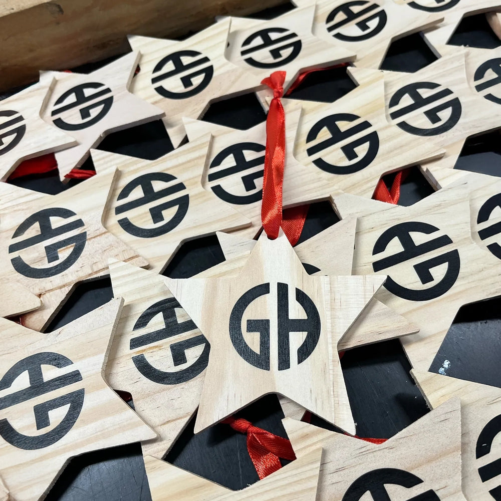 ster van hout met logo sfeer foto 191373