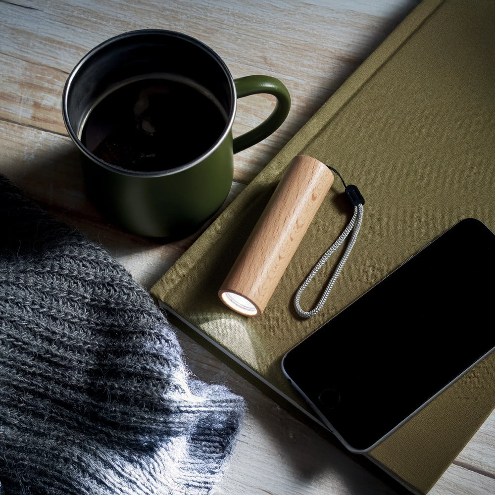 Oplaadbare zaklamp beukenhout 70 lumen ambiant sfeer foto 192137