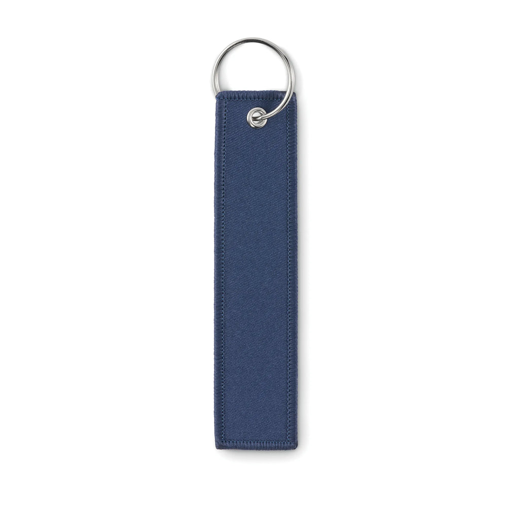 03 polyester sleutelhanger remove before flight marineblauw side 192463