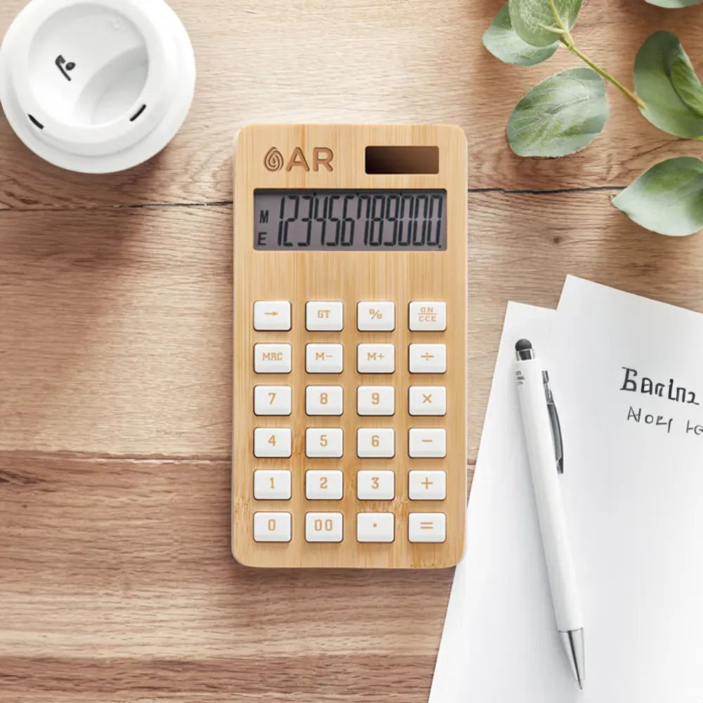 Rekenmachine met 12 cijferig display en bamboe afwerking sfeer foto 196216