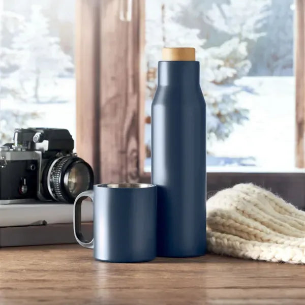 Dubbelwandige thermosfles 500 ml van RVS met vacuümisolatie sfeerbeeld, Blauw - 196288