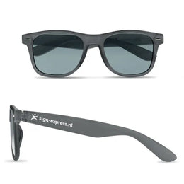 zonnebrillen rpet montuur uv 400 zwart met logo 196531