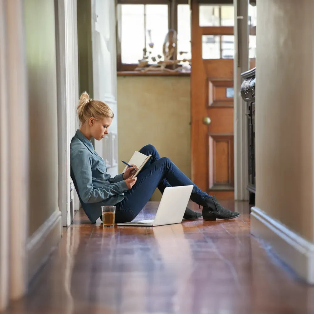 balpen met drukmechanisme aluminium afwerking blauw sfeerfoto  196560
