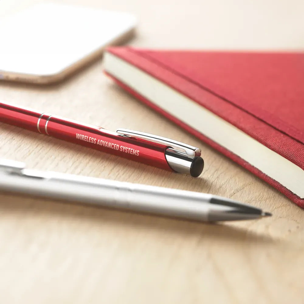 balpen met drukmechanisme aluminium afwerking rood sfeerfoto 196560