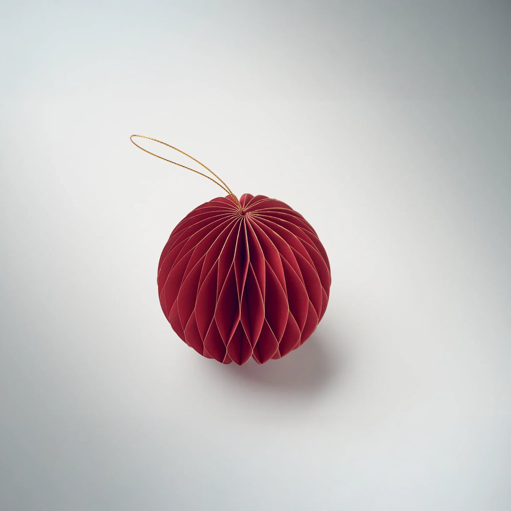 vouwbare papieren kerstbalhanger magneetsluiting rood sfeer foto