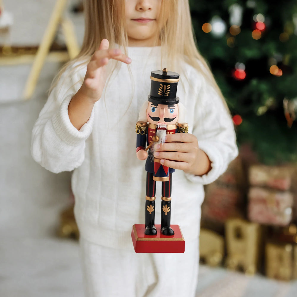 Houten kerstornament met notenkraker