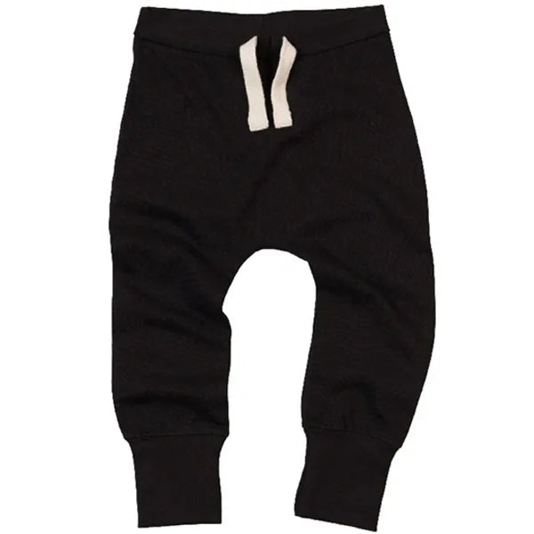 joggingbroek regular fit babybugz zwart voorzijde 24bz33