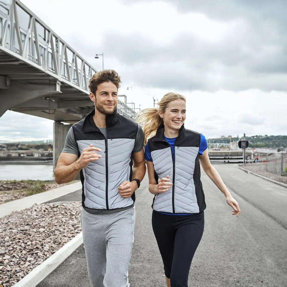 bodywarmer utah vest clique sfeer foto  twee 26020940